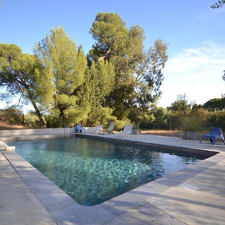 דירות Mèze Flat In A Beautiful Building With Pool מראה חיצוני תמונה