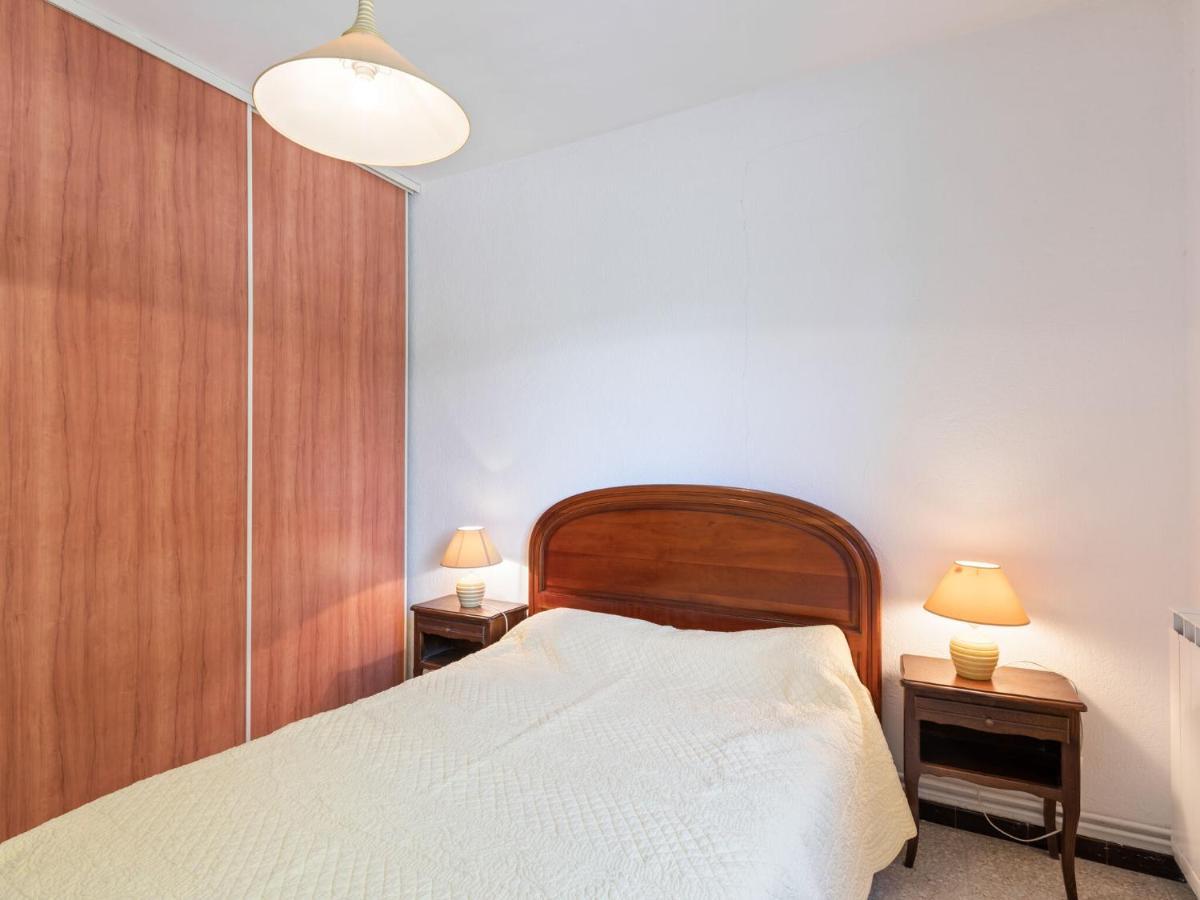 דירות Mèze Flat In A Beautiful Building With Pool מראה חיצוני תמונה