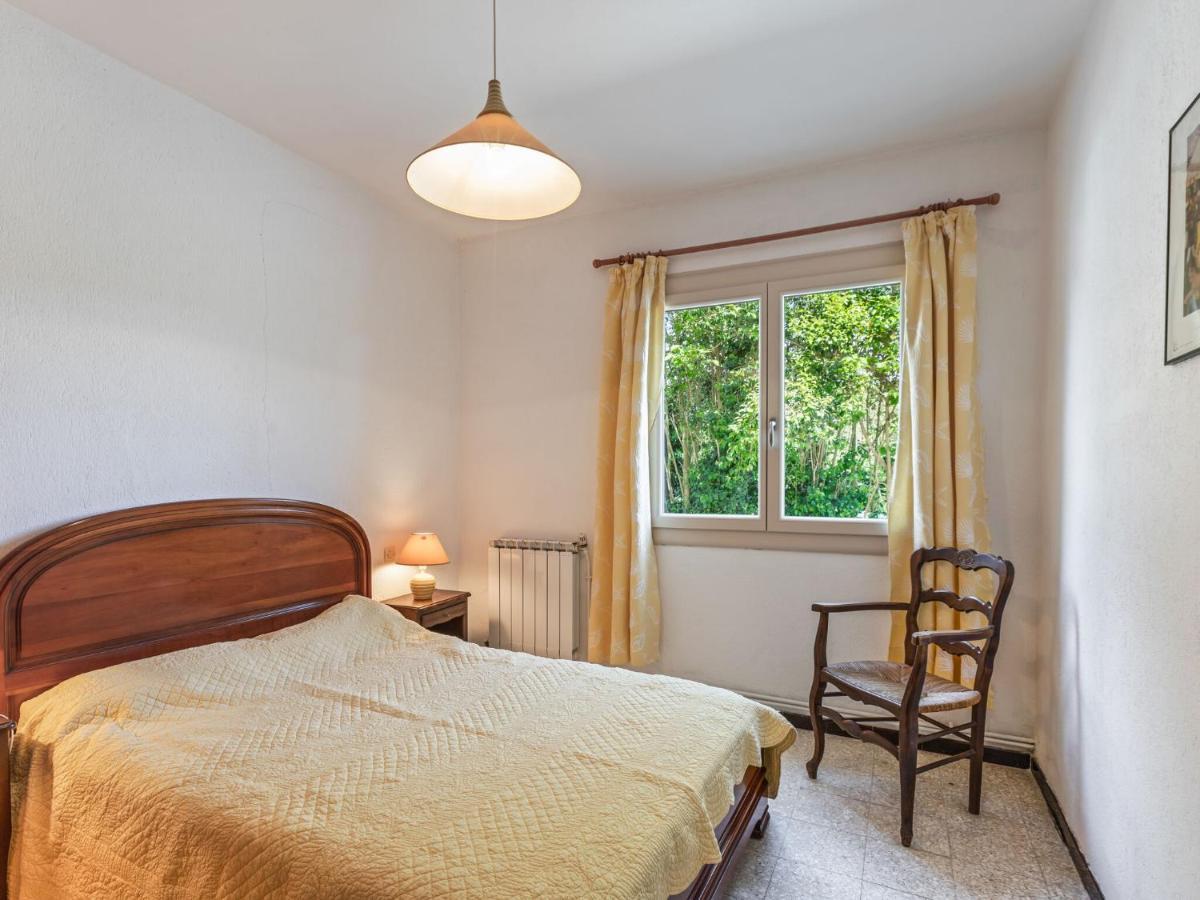 דירות Mèze Flat In A Beautiful Building With Pool מראה חיצוני תמונה